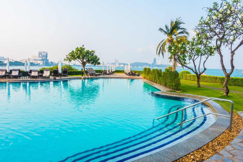 7 Mistakes to Avoid When Choosing Swimming Pool Contractors in Singapore