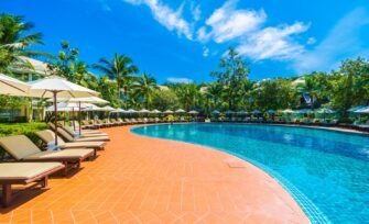 How to Choose the Right Swimming Pool Contractor in Singapore