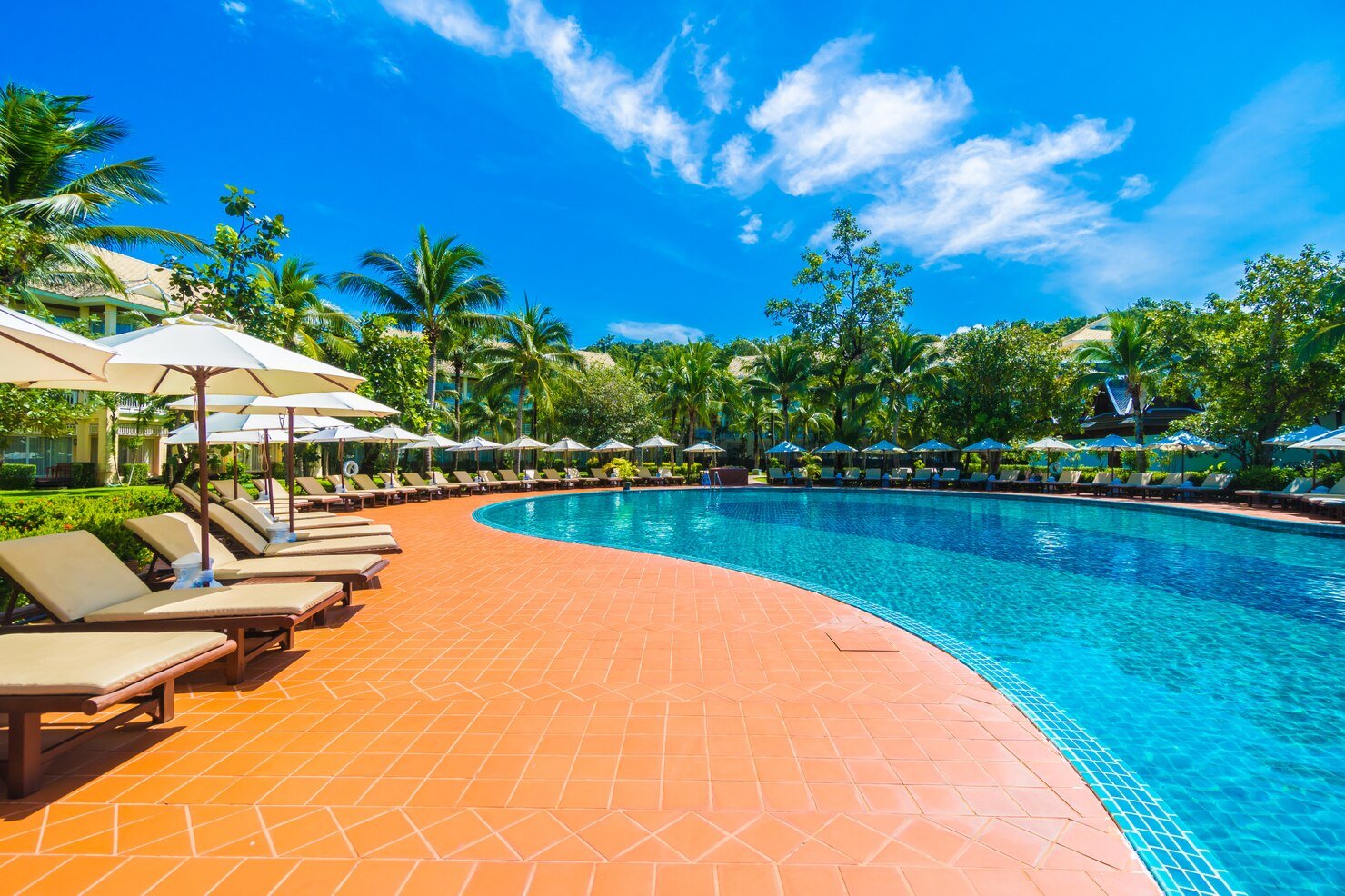 How to Choose the Right Swimming Pool Contractor in Singapore
